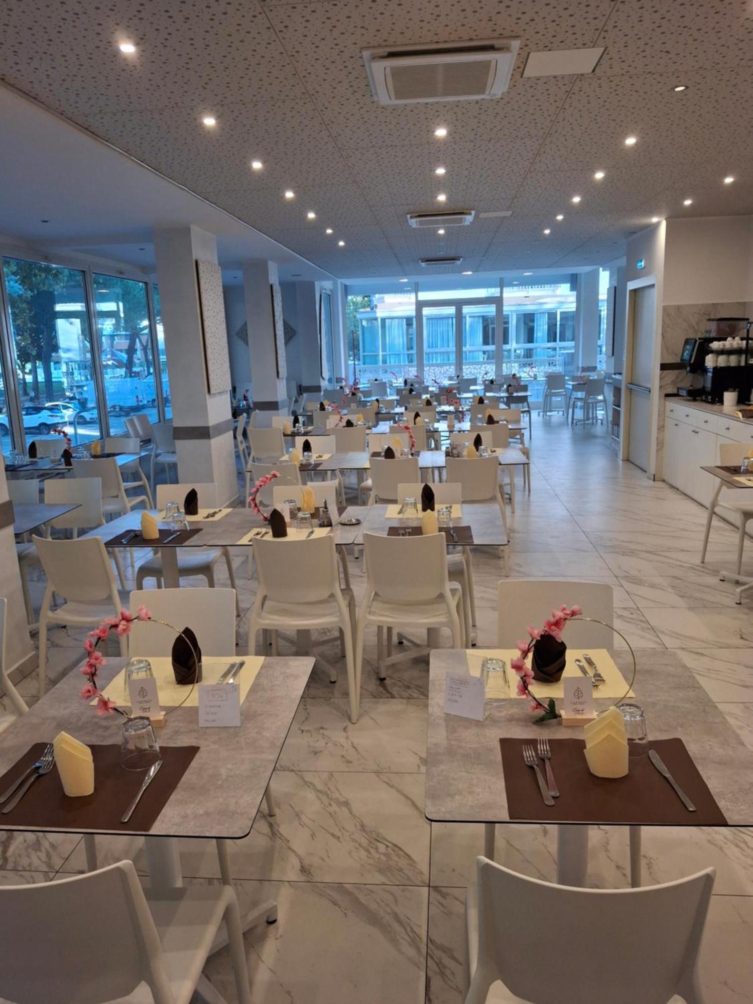 Hotel Caravel Park Rimini Extérieur photo