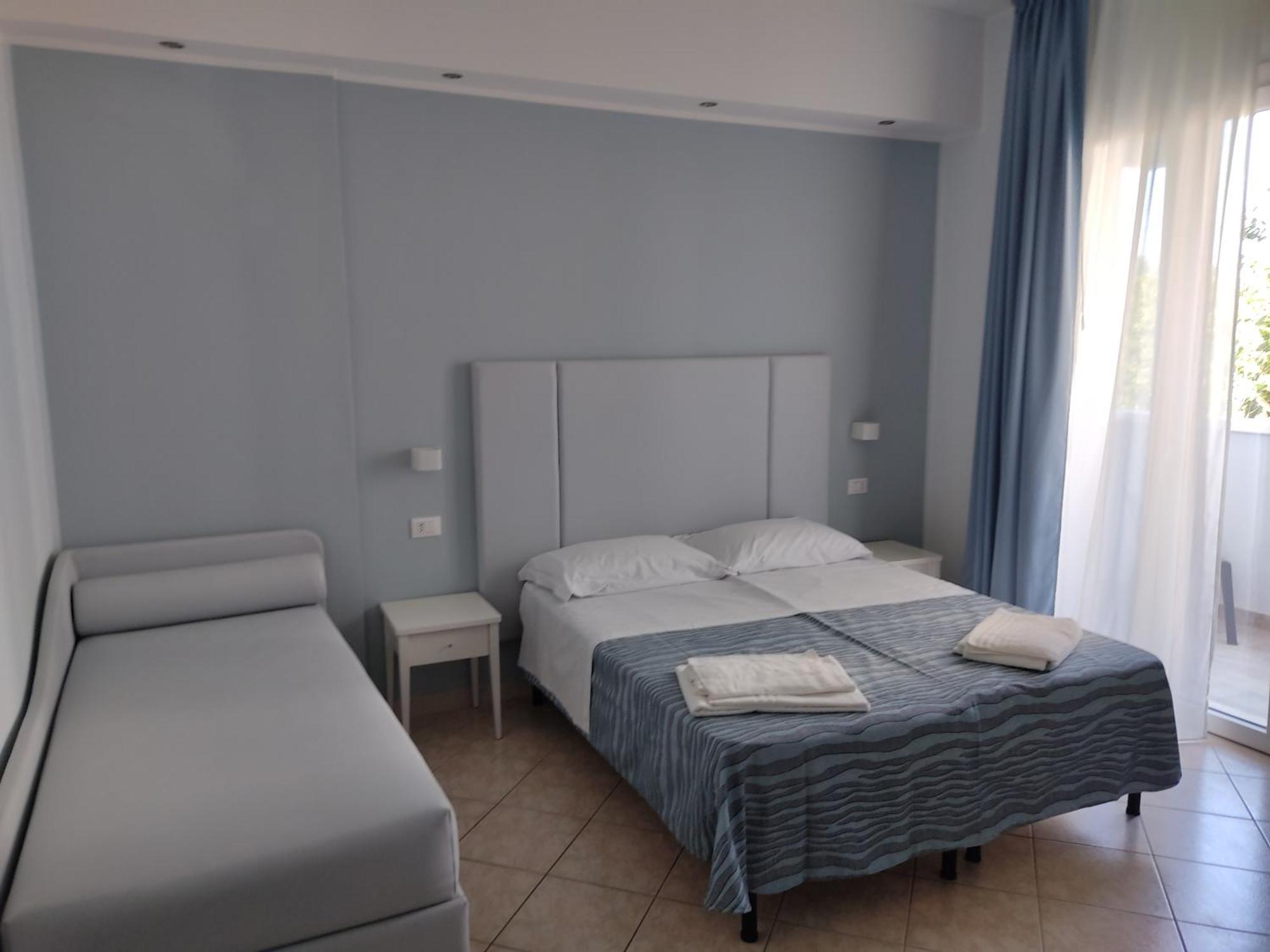 Hotel Caravel Park Rimini Extérieur photo